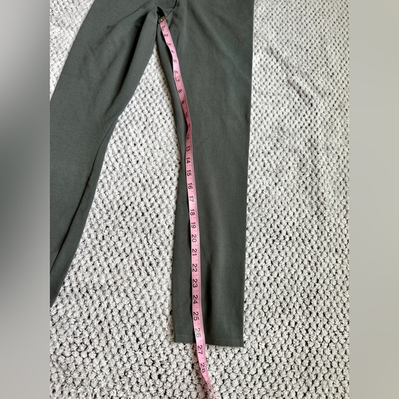 NWT Good American High Rise Essentials Leggings Size 2 - Picture 6 of 6